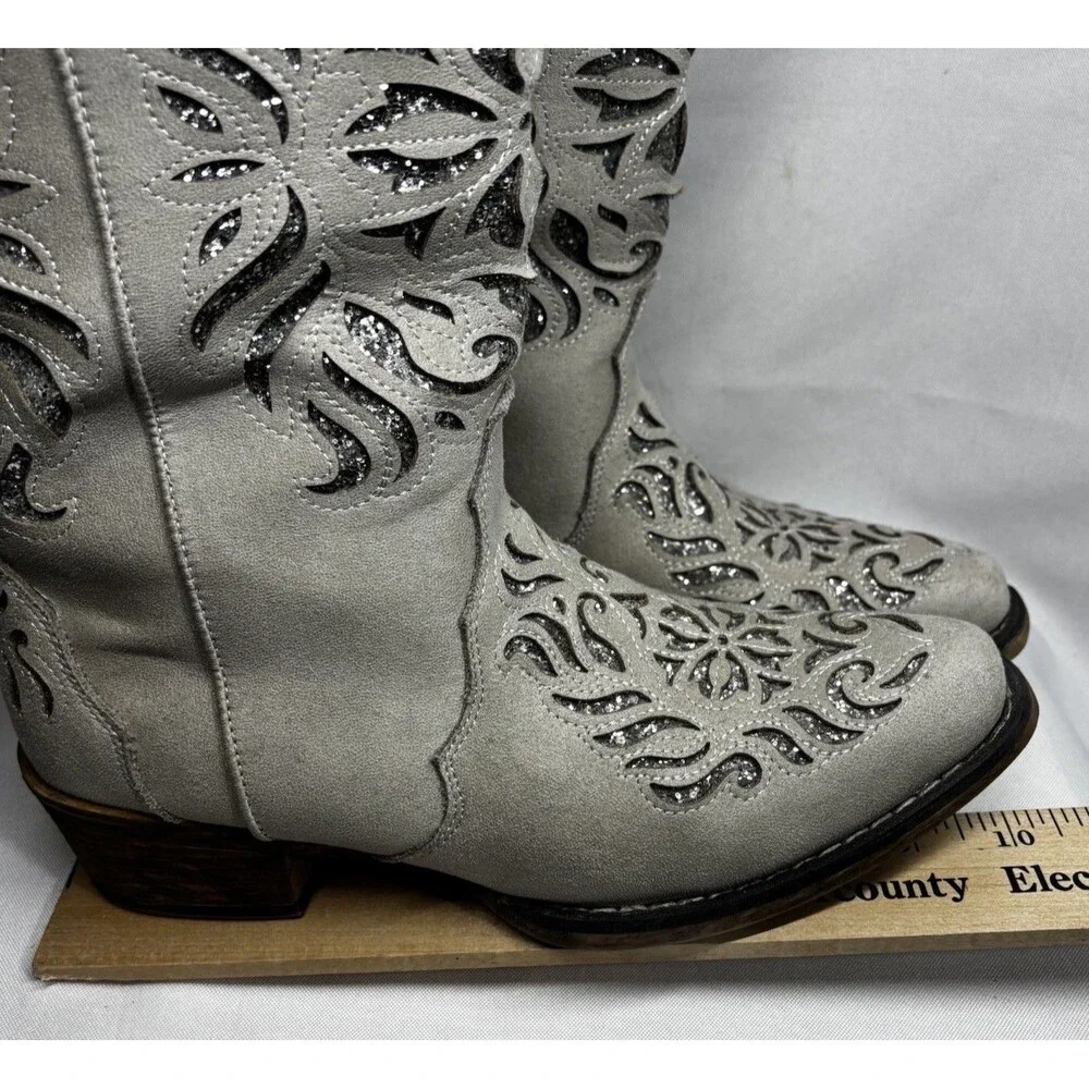 Roper Women’s Riley Glitz Cowboy Boots White Silver Glitter Cutout Snip Toe 7